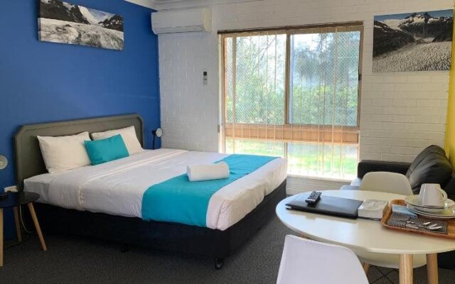 Golf View Motel