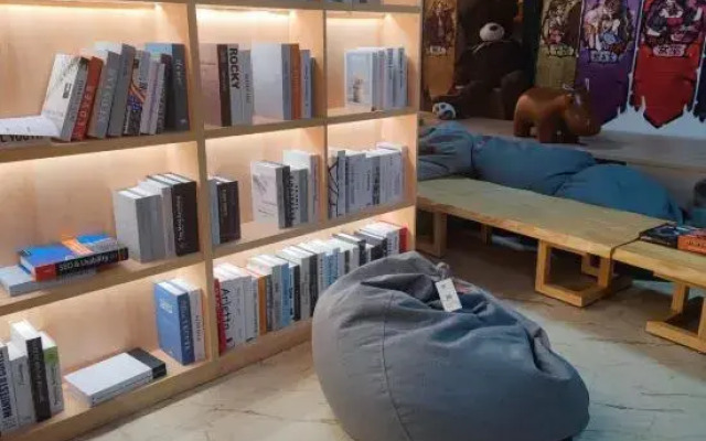 Xutai E-sports mansion (Jiangnan wankeli store)