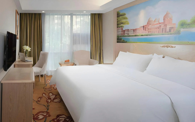 Vienna Hotel (Shenzhen Window of the World, Qiaocheng East Metro Station) – Guest Rooms – Shenzhen
