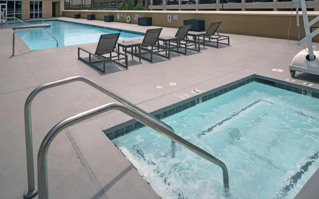 DoubleTree by Hilton Hotel Modesto