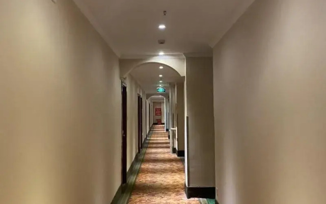 GreenTree Inn Beijing Changping Tiantongyuan East Taipingzhuang Road Express Hotel