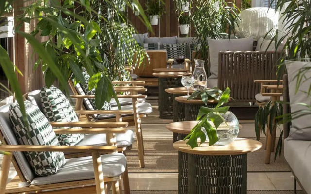 ME Madrid Reina Victoria