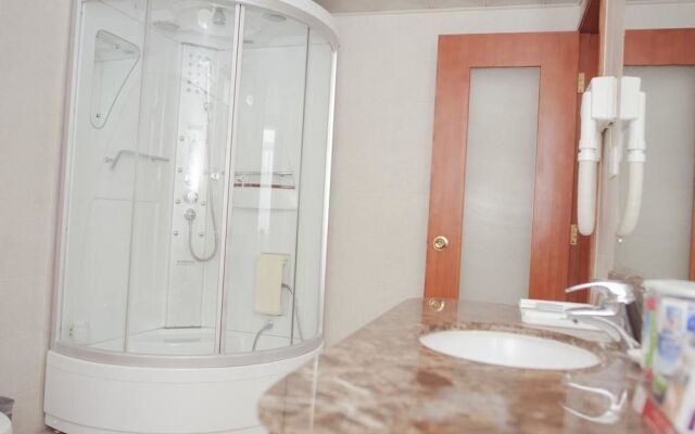 Chengde Hotel