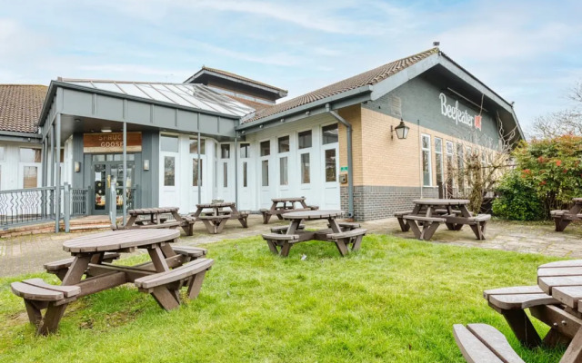 Premier Inn Basingstoke West