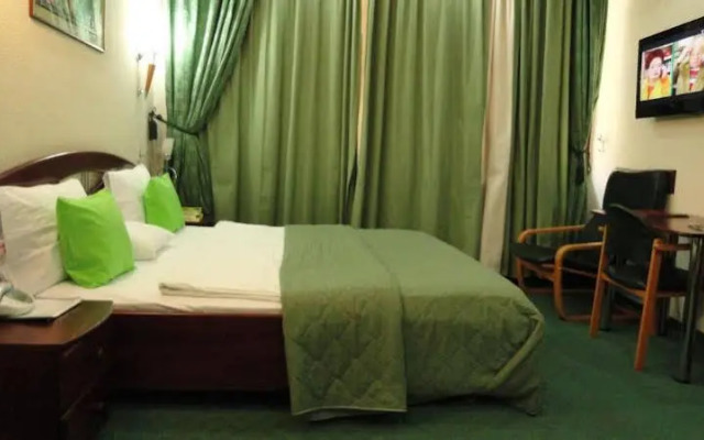 Comfort Suites