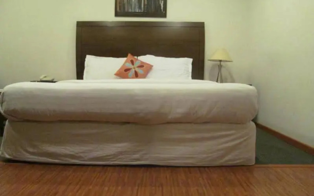 Shilton Residence Hotel