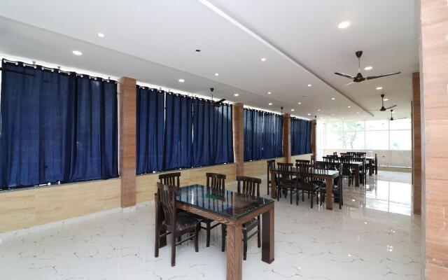 OYO 14158 The Kempty Fall Resort
