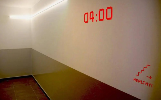 13 O'clock Hostel
