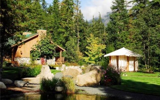 Lodge at Gold River (The)
