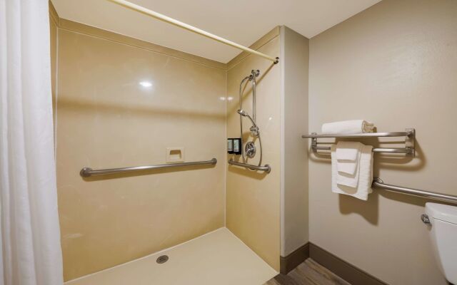 Best Western Inn & Suites Lemoore