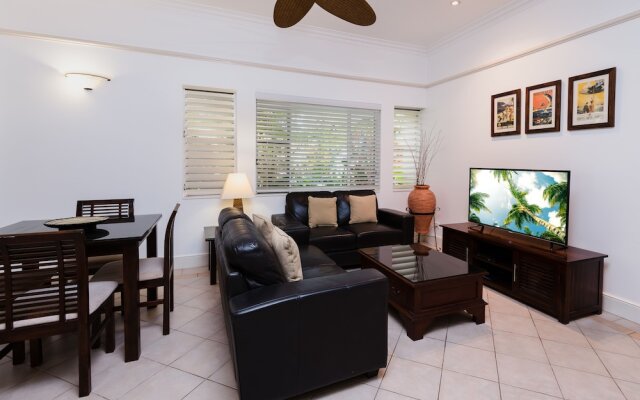 Villa Beach Palm Cove