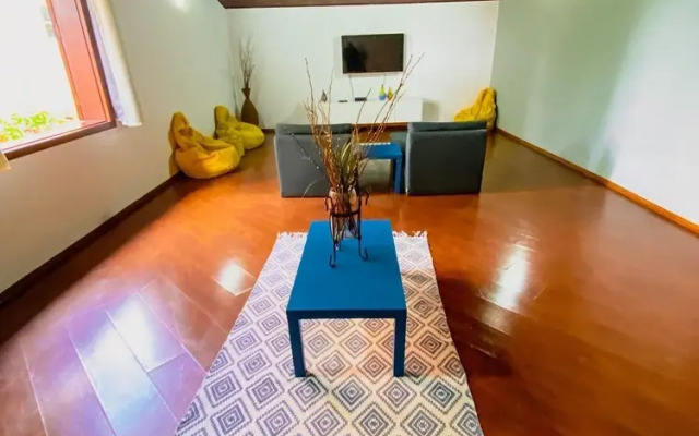 Casa espaçosa na Granja Viana