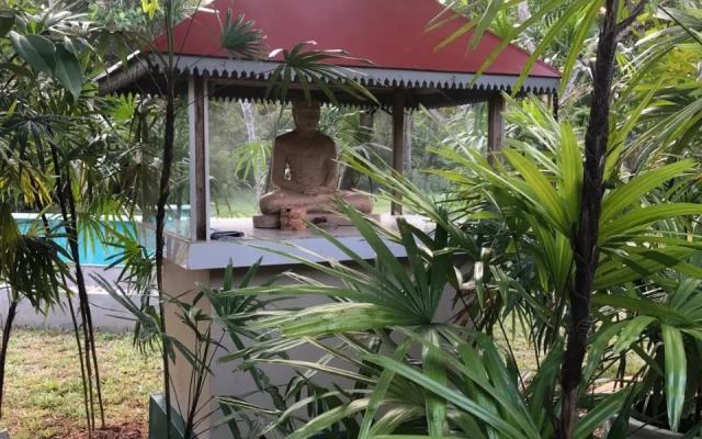 Nilupul Gardens