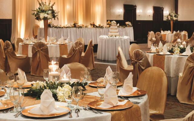 Radisson Hotel Cincinnati Riverfront