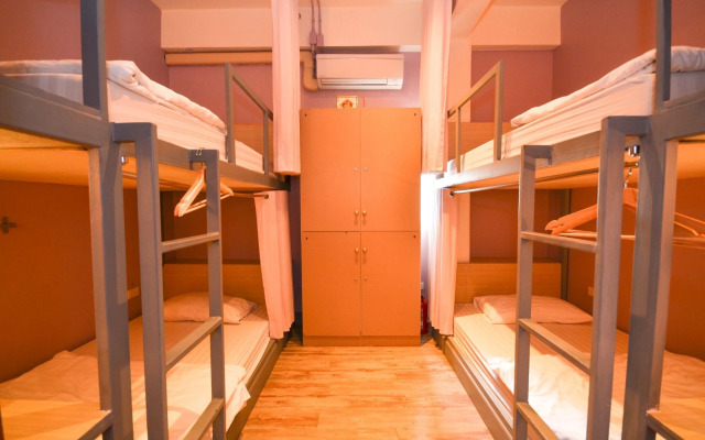 Good Day Hostel