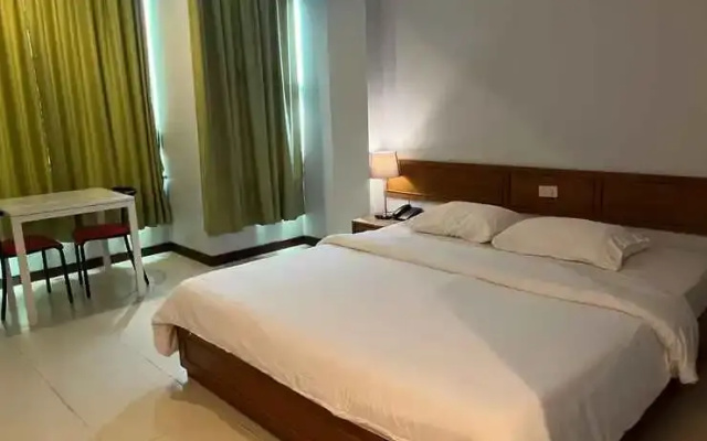 Naraigrand Hotel