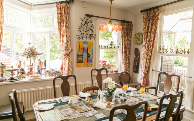 The Brick House Bed  Breakfast