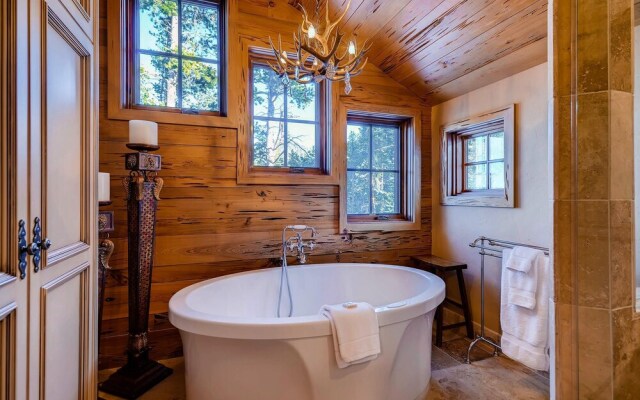 Cypress Mountain Chalet