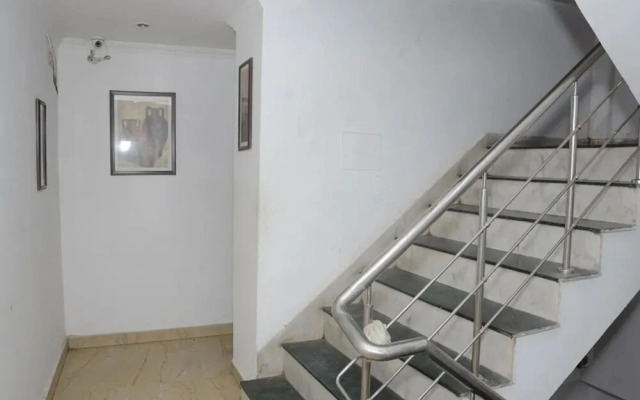 Hotel R S International