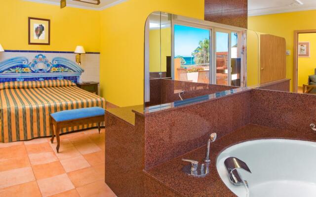 Playaballena Hotel