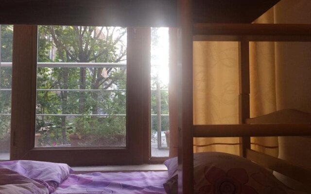 Destiny 1 Hostel