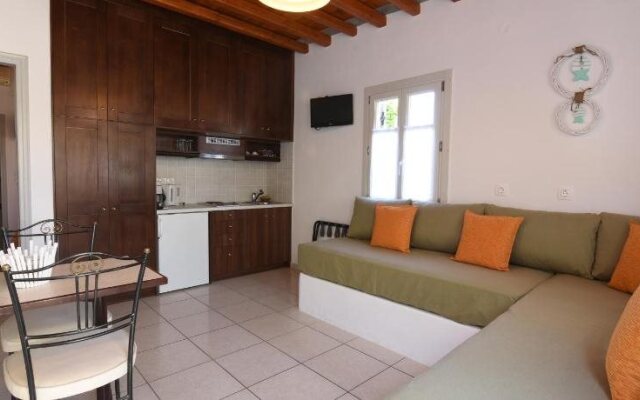 Myrto Bungalows