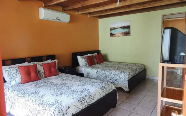 Hotel Las Flores