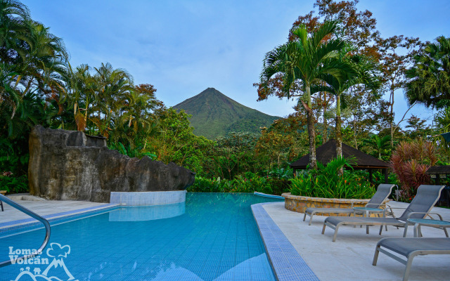 Hotel Lomas del Volcán