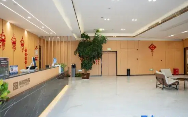 Shangyue Hotel (Huaibei Normal University Binhu Campus)