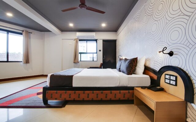 Om Shiv Hotel by Oyo Rooms