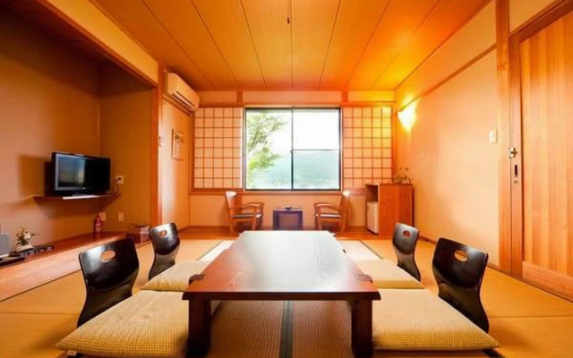 Yufuin Onsen Hotel Poppoan