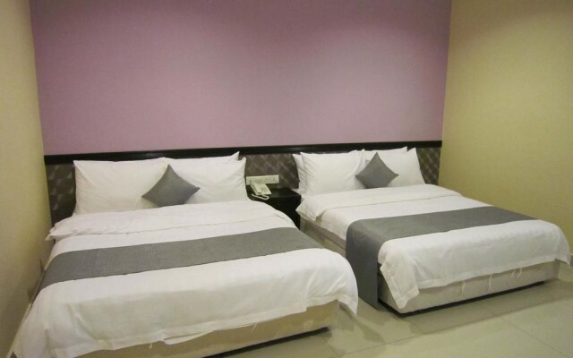 OYO 151 Twin Hotel