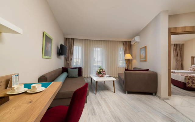 Royal Garden Beach Hotel - All Inclusive