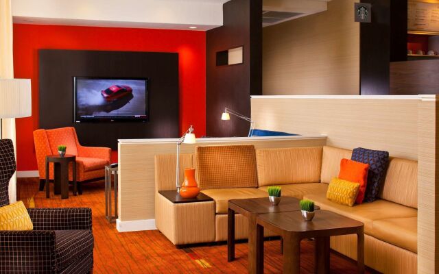 Courtyard Melbourne West