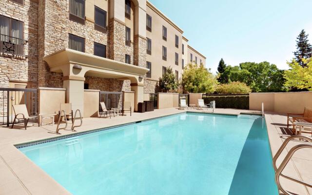 Hampton Inn & Suites West Sacramento