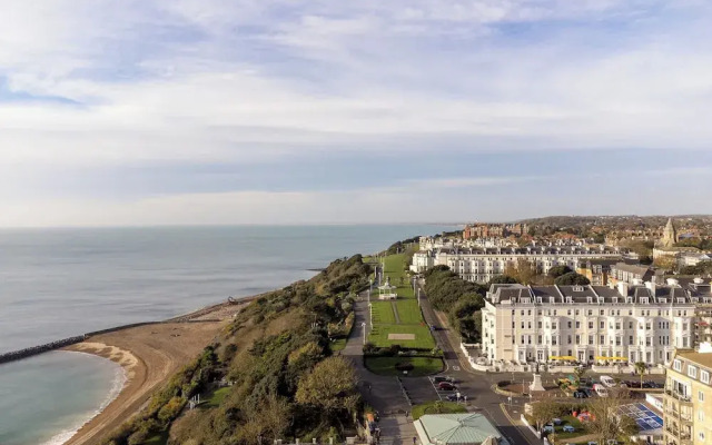 voco THE CLIFTON FOLKESTONE