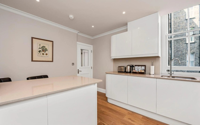 No 1 The Mansions by Mansley Serviced Apartments