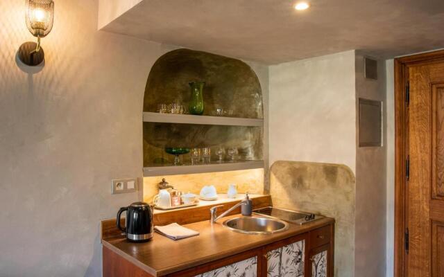 Miss Sophie's Charles Bridge