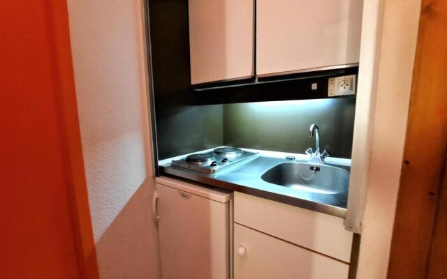 Appartement Les Menuires, 1 pièce, 2 personnes - FR-1-452-216