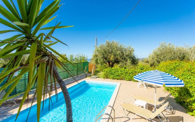 Villa Russa Alexandros Large Private Pool Walk to Beach Sea Views Wifi - 2018