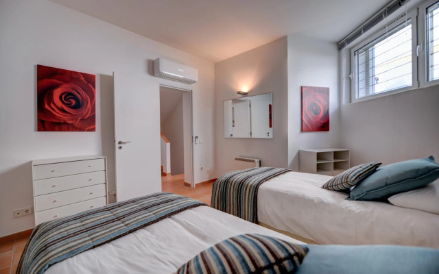 The Fantastic Beach House of Luz