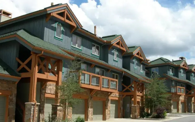 Los Pinos By Breckenridge Resort Managers