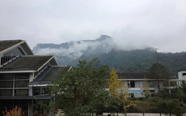 Nanshuige Resort & Spa Convention Center
