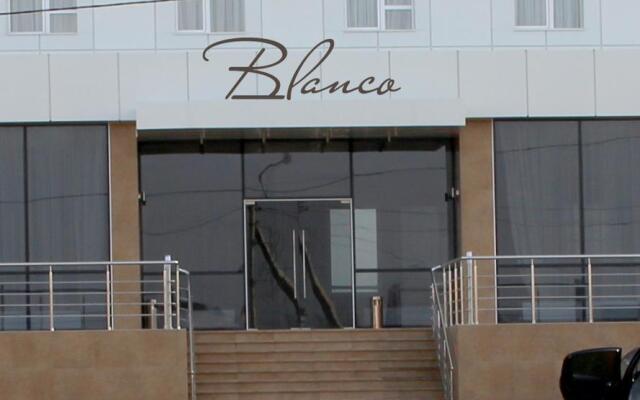 Hotel Blanko