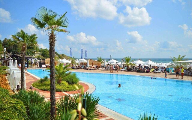 Oasis Resort & Spa Lozenets