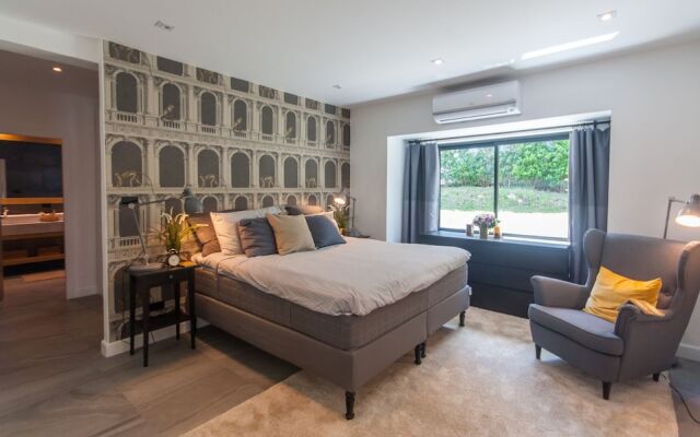 Seaview Pool Villa 3BR - Monkey Villa