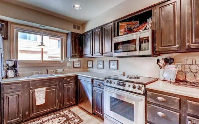 The Cedars Condominiums