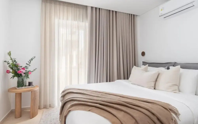 2-bdr SV Elegance Luxury Apt With Shared Pool