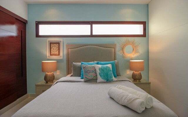 Exclusive Loft with Golf Course View & Pool facilities