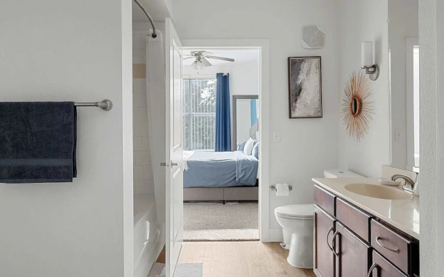 Dallashaus Near Galleria Medical City